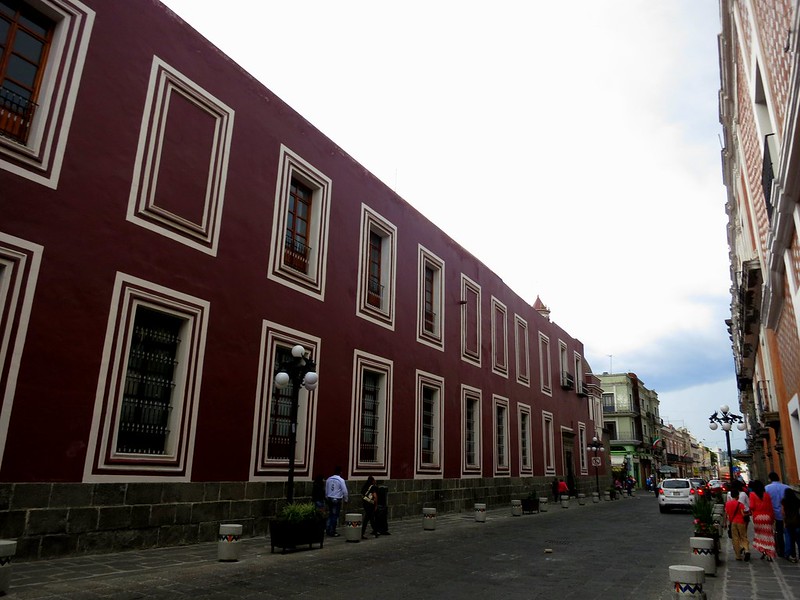 first public library in Latin America