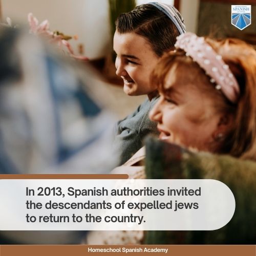 In 2013, Spanish authorities invited the descendants of expelled Jews to return to the country. 